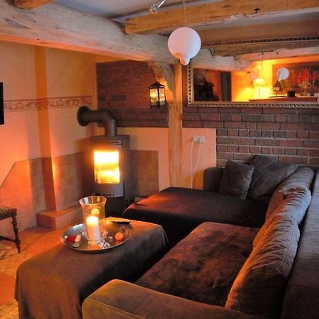 Altes Landhaus Oste, Klavier Appartement, 2 Zimmer Mit Kamin Hemmoor Екстериор снимка