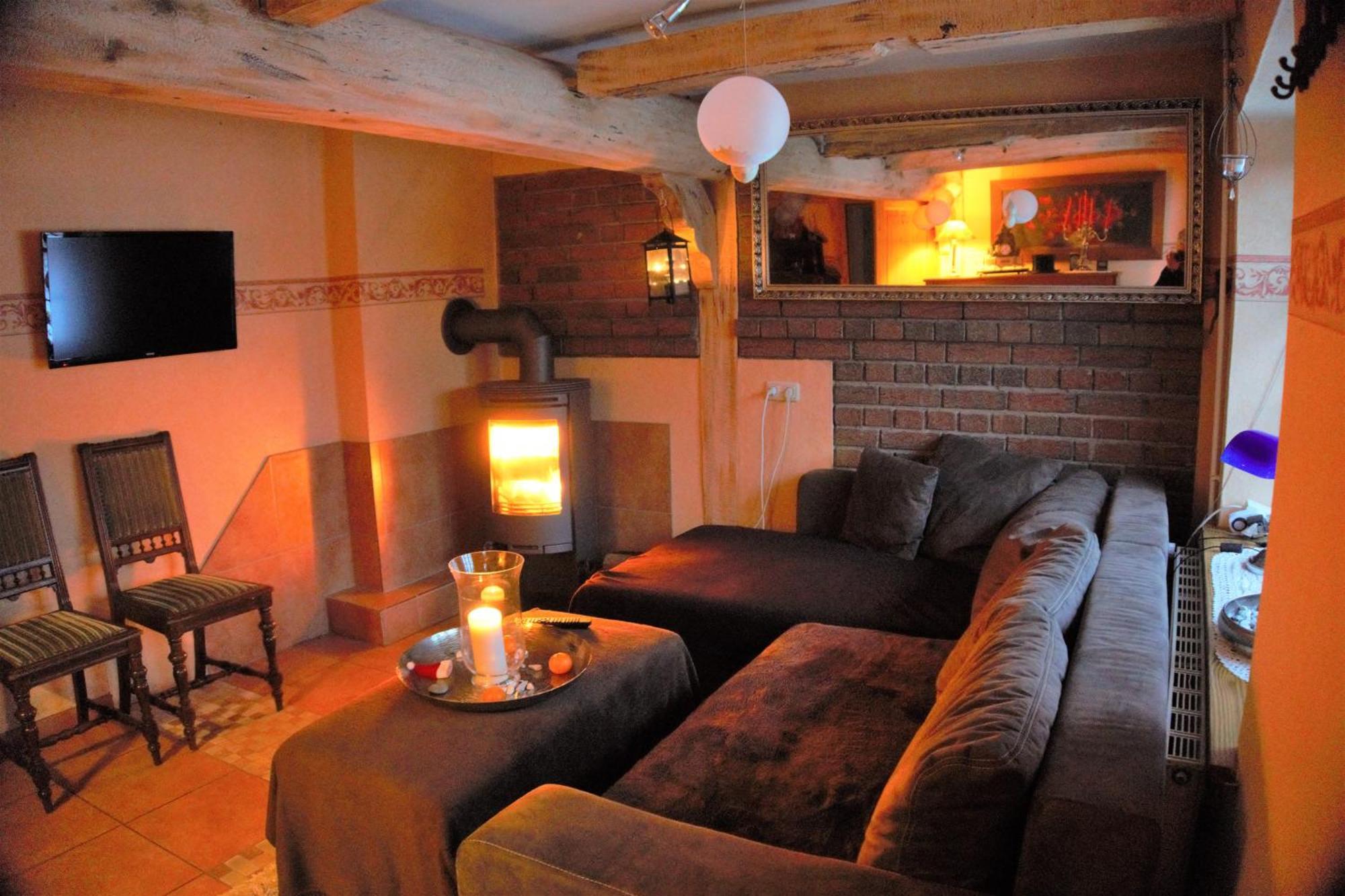 Altes Landhaus Oste, Klavier Appartement, 2 Zimmer Mit Kamin Hemmoor Екстериор снимка